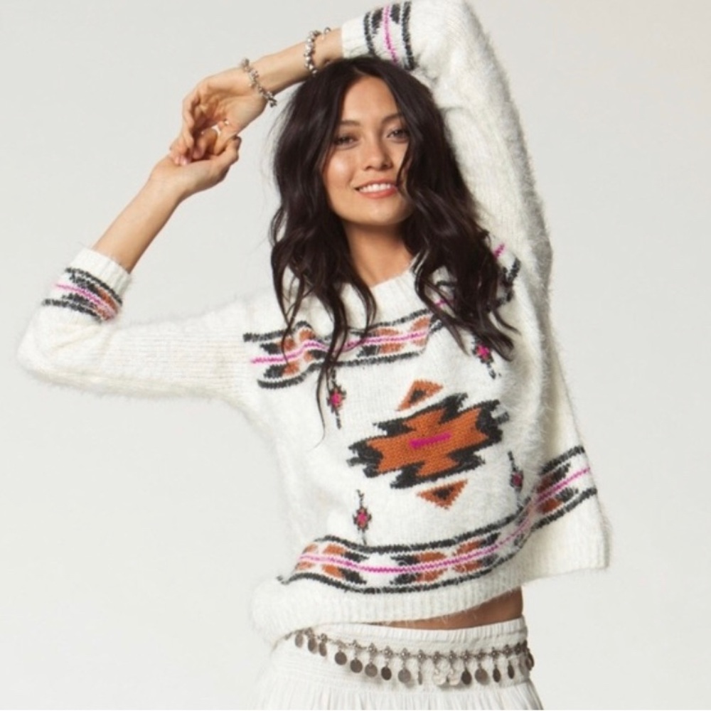 Billabong Soft Fuzzy Navajo Cropped Sweater Size Small